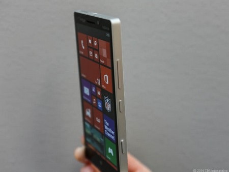 Lumia Icon màn hình 5-inch với cấu hình “khủng” trình làng - 9 Video mở hộp và trải nghiệm thực tế Lumia Icon: