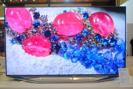 Các dòng smart TV trước đây của Samsung cũng có sự nâng cấp về cấu hình và tính năng