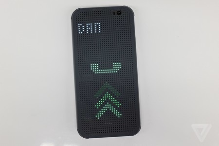Cận cảnh lớp vỏ thông minh dạng đục lỗ độc đáo của HTC One M8 - 6 Thông báo cuộc gọi đến