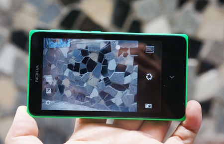 Nokia X phiên bản xanh lá đầu tiên xuất hiện tại TPHCM - 13 Quốc Phan