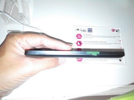 LG ra mắt phablet tầm trung L80 với giá chưa đến 5 triệu đồng - 5 T.Thủy