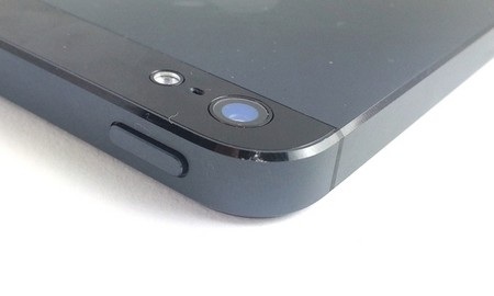 Apple sửa và đổi miễn phí nút nguồn bị lỗi trên iPhone 5 - 1 Apple sửa và đổi miễn phí nút nguồn bị lỗi trên iPhone 5