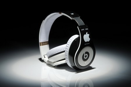 Apple chi 3,2 tỷ USD mua lại hãng công nghệ âm thanh Beats - 1 Beats có thực sự xứng đáng với số tiền 3,2 tỷ USD mà Apple dự định bỏ ra để sở hữu?