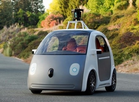 Google ra mắt nguyên mẫu xe hơi tự lái do chính mình phát triển - 1 Xe hơi tự lái của Google có thiết kế khá ngộ nghĩnh, giống với gương mặt người