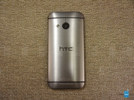 HTC bất ngờ trình làng “biến thể thu nhỏ” của smartphone One M8 - 7 T.Thủy