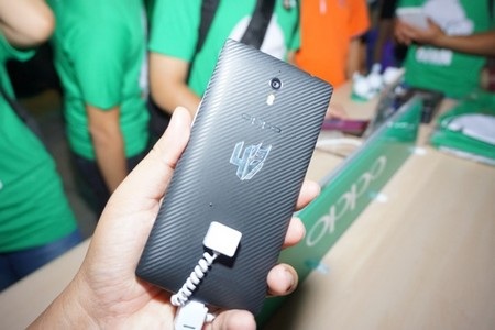 Smartphone 2K ra mắt ấn tượng trong đêm công chiếu Transformers 4