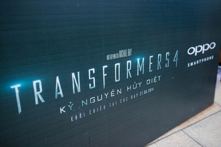 Smartphone 2K ra mắt ấn tượng trong đêm công chiếu Transformers 4
