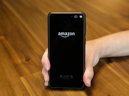 Cận cảnh smartphone với giao diện 3D độc đáo của Amazon - 7 Mặt sau của máy với camera 13 megapixel và công nghệ ổn định hình ảnh quang học