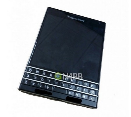 Lộ hình ảnh smartphone cấu hình “khủng” của BlackBerry - 1 Sản phẩm có tỷ lệ màn hình và bàn phím khá lạ mắt