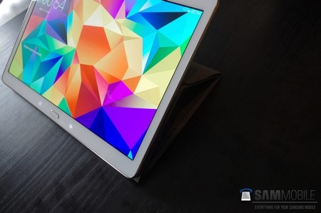 Lộ loạt ảnh thực tế bộ đôi Galaxy S5 Mini và Galaxy Tab S của Samsung - 8 T.Thủy