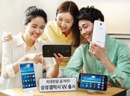 Samsung trình làng smartphone màn hình 7-inch - 1 Galaxy W được xếp vào phân khúc smartphone cỡ lớn (phablet) thay vì máy tính bảng