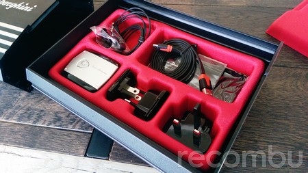 Cận cảnh smartphone cao cấp mang thương hiệu siêu xe nước Ý Lamborghini - 3 Hộp đựng smartphone Tonino Lamborghini Antares
