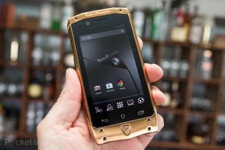 Cận cảnh smartphone cao cấp mang thương hiệu siêu xe nước Ý Lamborghini - 4 Giao diện trên máy được thiết kế lại