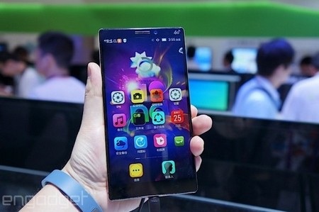 Smartphone màn hình 2K đầu tiên của Lenovo chính thức trình làng - 1 Lenovo K920 nổi bật với màn hình độ phân giải 2K