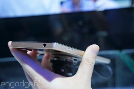 Smartphone màn hình 2K đầu tiên của Lenovo chính thức trình làng - 6 Video thực tế Lenovo K920: