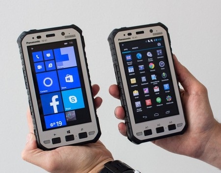 Panasonic trình làng bộ đôi smartphone “nồi đồng cối đá” - 1 Panasonic trình làng bộ đôi smartphone “nồi đồng cối đá”