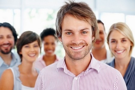 Tuyệt chiêu “chế” ảnh hài hước để trêu chọc bạn bè và người thân - 1 Một bức ảnh hài hước được tạo ra từ file ảnh gốc (trên)