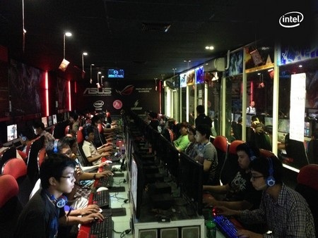 Hướng đi thông minh của các phòng game - 2 Hình ảnh tại phòng game Pink Cybergame Hồ Chí Minh