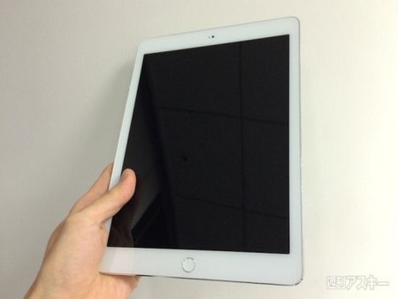 Loạt ảnh thực tế thiết kế chi tiết iPad thế hệ mới của Apple - 1 Sản phẩm vẫn giữ nguyên thiết kế tổng thể của iPad Air trước đây