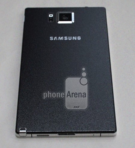 Rò rỉ ảnh thực tế rõ nét của Galaxy Note 4 - 4 Ảnh chụp vỏ hộp đựng của Galaxy Note 4 đã bị rò rỉ trước đó