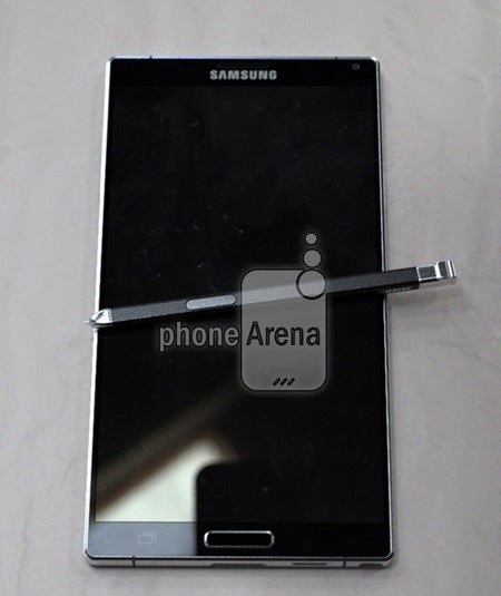Rò rỉ ảnh thực tế rõ nét của Galaxy Note 4 - 5 Ảnh chụp vỏ hộp đựng của Galaxy Note 4 đã bị rò rỉ trước đó