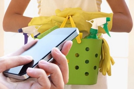 Sử dụng clip “nhạy cảm” để ép bạn gái phải dọn dẹp nhà cửa - 1 Ảnh minh họa