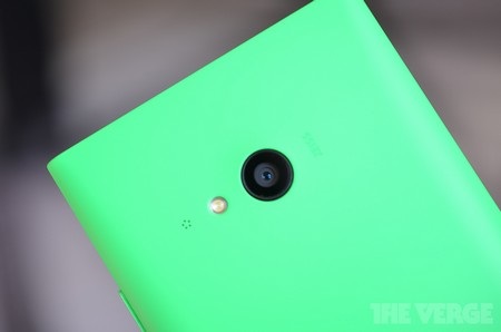 Ảnh thực tế bộ đôi smartphone Lumia 830 và Lumia 730 - 12 Camera chính có độ phân giải 6.7 megapixel
