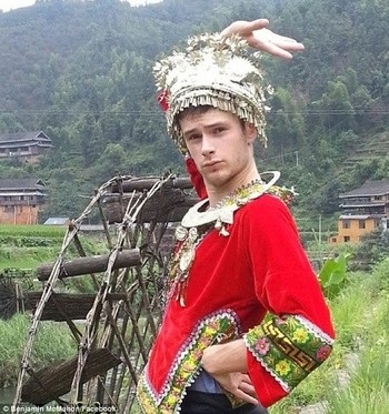 Bất ngờ nói thành thạo tiếng Trung Quốc sau khi hôn mê - 2 Hiện Ben đang đến Trung Quốc để theo học đại học