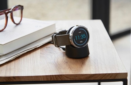 Motorola trình làng bộ đôi smartphone mới và smartwatch tại IFA 2014 - 3 Đây là smartwatch thứ 2 sở hữu màn hình tròn sau G Watch R của LG ra mắt cách đây ít ngày