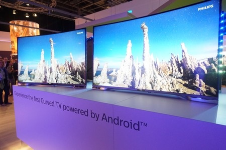 Sony cũng chạy đua trên thị trường TV màn hình cong