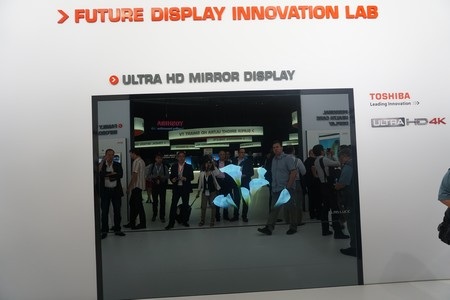 TV màn hình gương của Toshiba