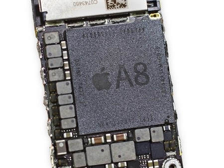Hình ảnh "mổ xẻ" iPhone 6 Plus vừa bán ra thị trường - 17 Cận cảnh bộ vi xử lý Apple A8 mới nhất trên iPhone 6 Plus.