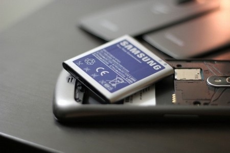 Những hiểu nhầm phổ biến về cách sử dụng pin trên smartphone - 1 Những hiểu nhầm phổ biến về cách sử dụng pin trên smartphone