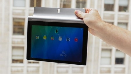 Phần chân đế có thể sử dụng như một móc treo