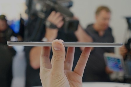 Cảm biến vân tay Touch ID là cải tiến đáng chú ý nhất trên iPad mini 3