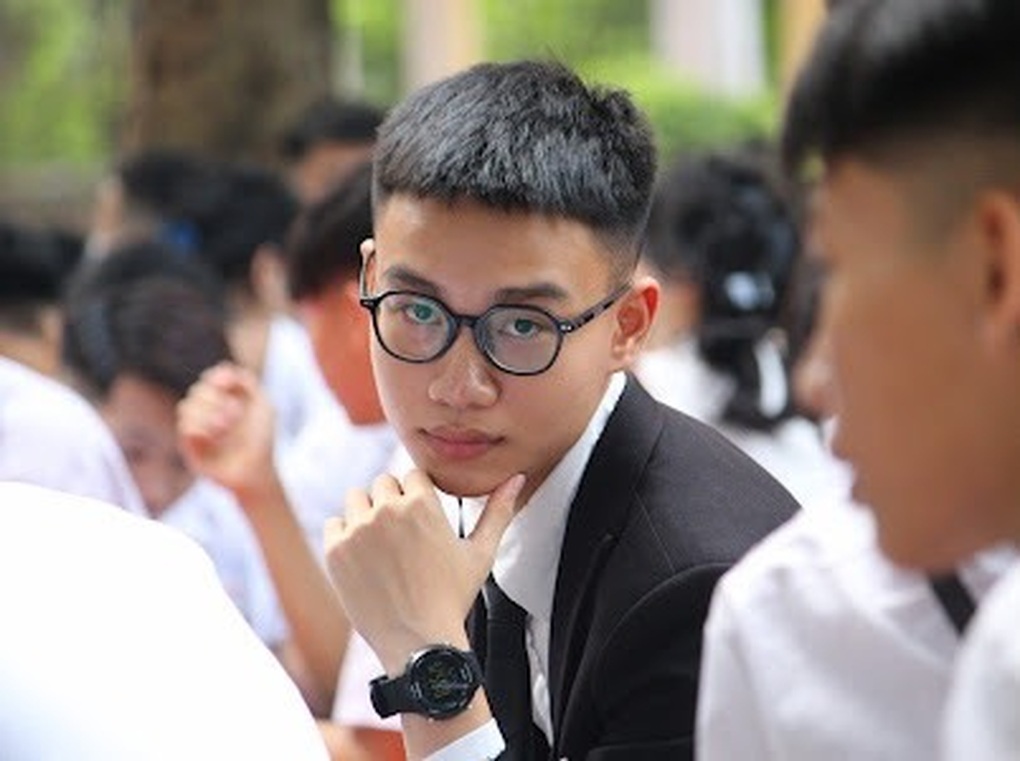 Ngôi trường ở Bắc Ninh lập hat-trick, cùng lúc có 2 thủ khoa và 1 á khoa - 1