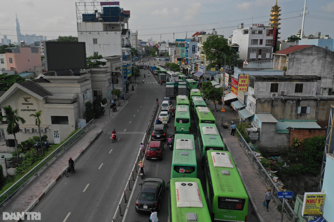 TPHCM hơn 100 ngày thực hiện giãn cách xã hội - 4