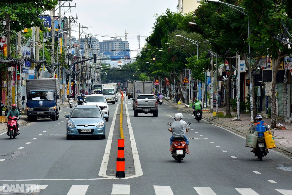 Quận đầu tiên ở TPHCM áp dụng thí điểm trạng thái bình thường mới - 11