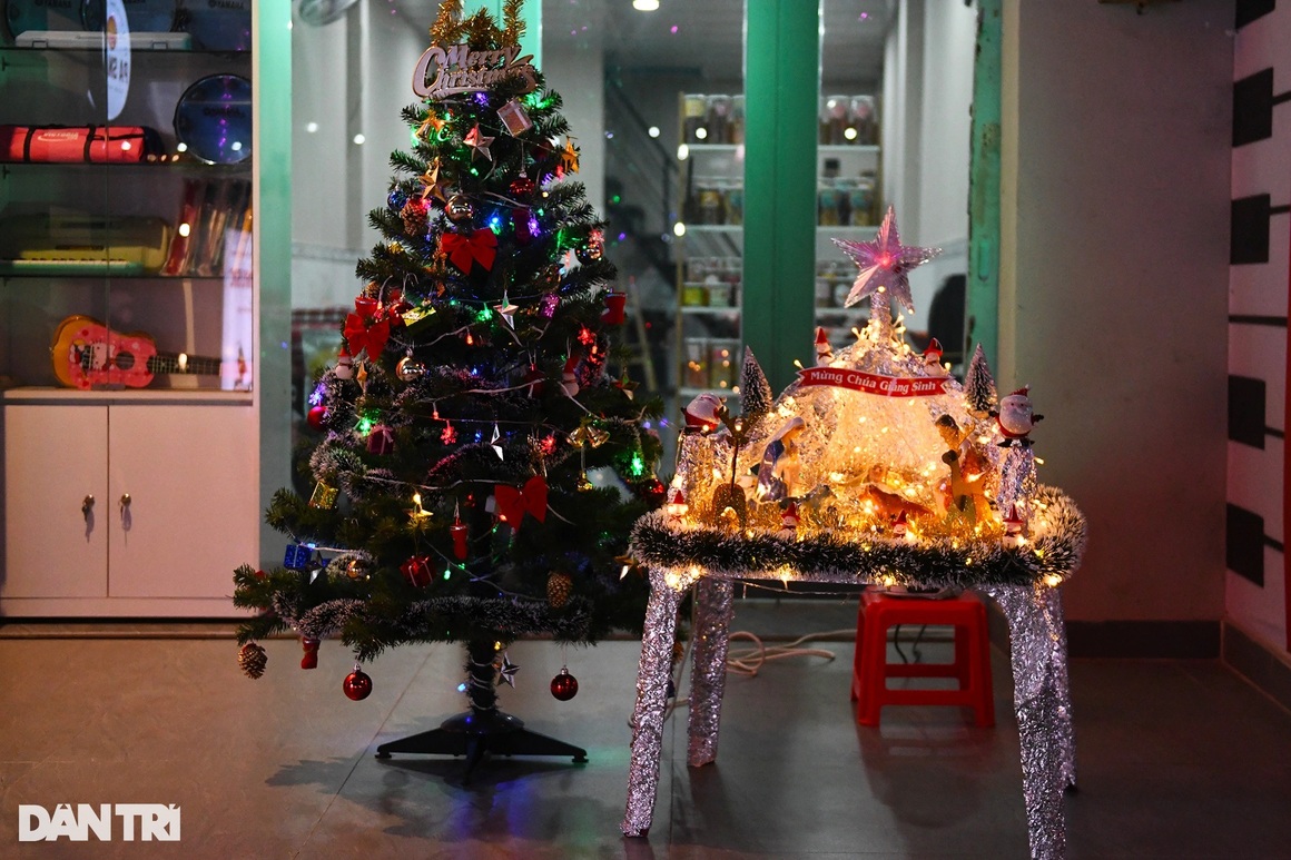 Không khí Noel trầm lắng ở các xóm đạo tại TPHCM - 3 Không khí Noel trầm lắng ở các xóm đạo tại TPHCM - 3