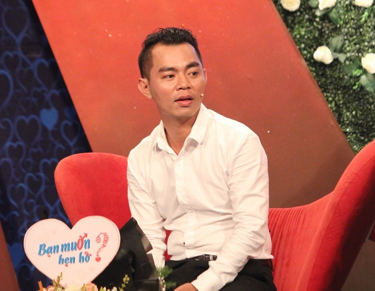 “Hotboy bánh tráng trộn” bị bạn gái bỏ vì vào khách sạn “không làm gì” - Ảnh 2. “Hotboy bánh tráng trộn” bị bạn gái bỏ vì vào khách sạn “không làm gì” - Ảnh 2.