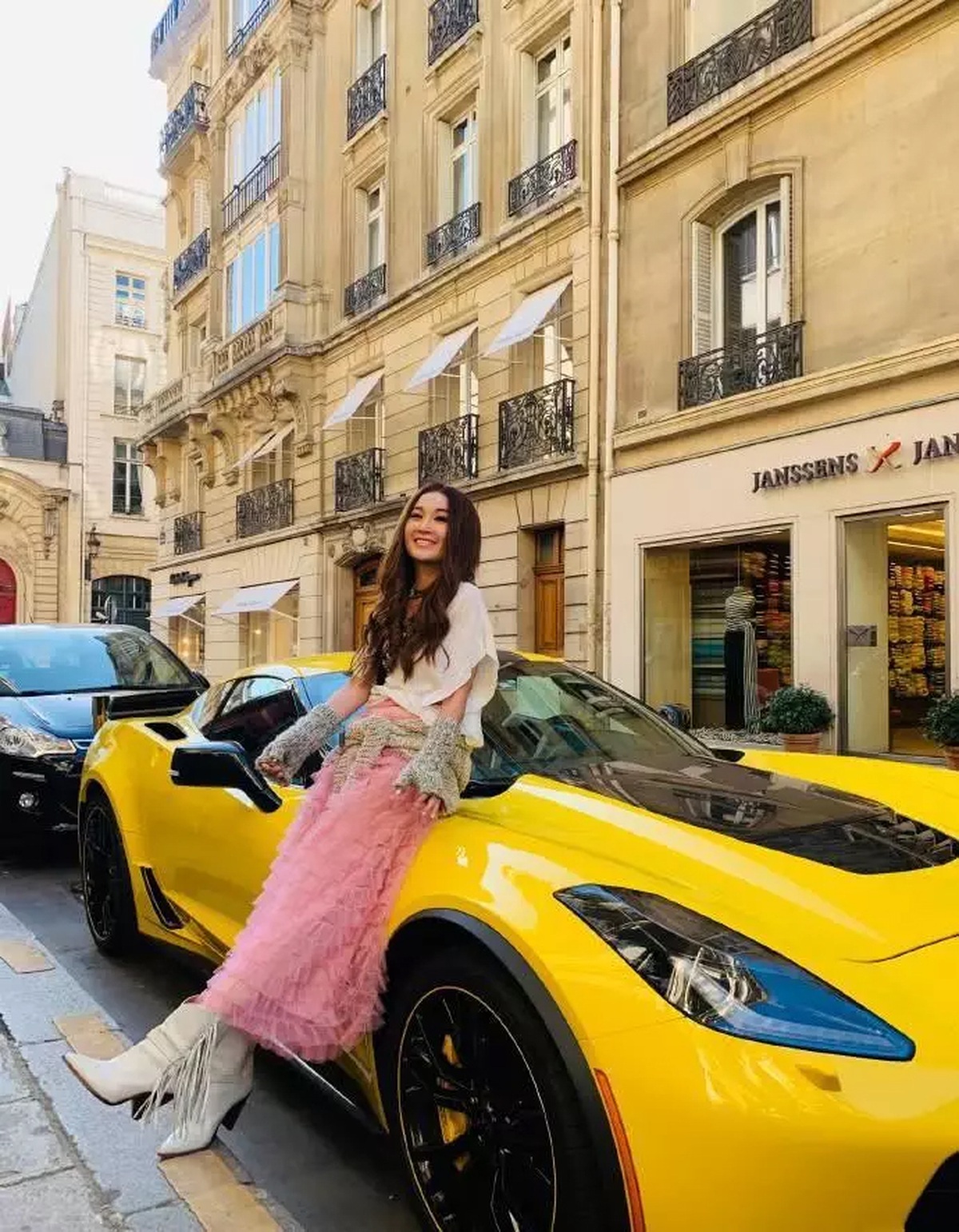 Nhan sắc như thiếu nữ của Phan Kim Li&ecirc;n &Ocirc;n B&iacute;ch H&agrave; ở tuổi 53 - Ảnh 8.