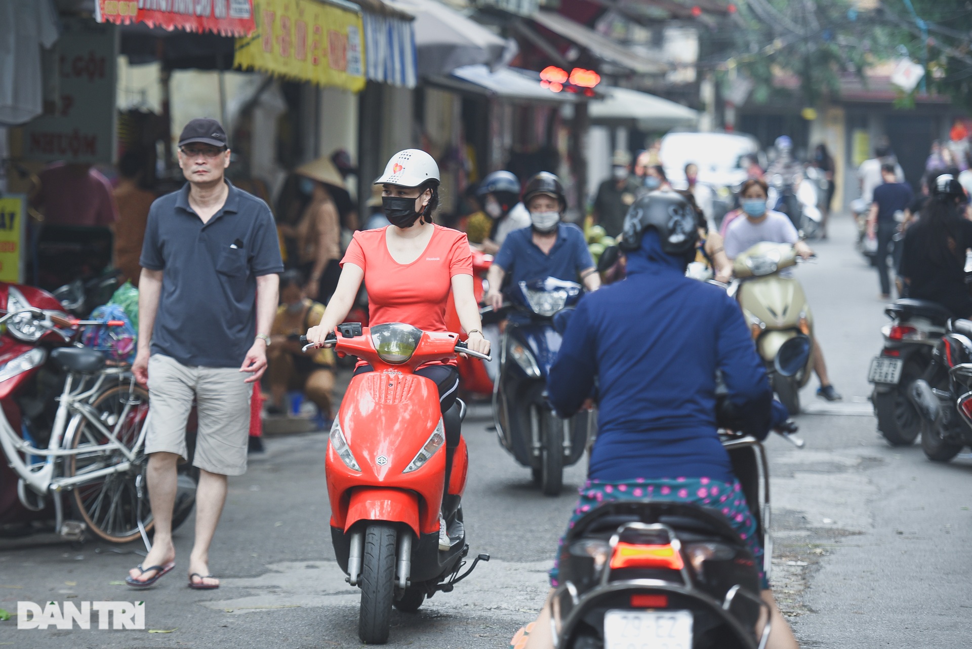 Góc khuất nữ DJ lấy chồng tuổi 20, làm mẹ đơn thân và 7 năm không ngủ