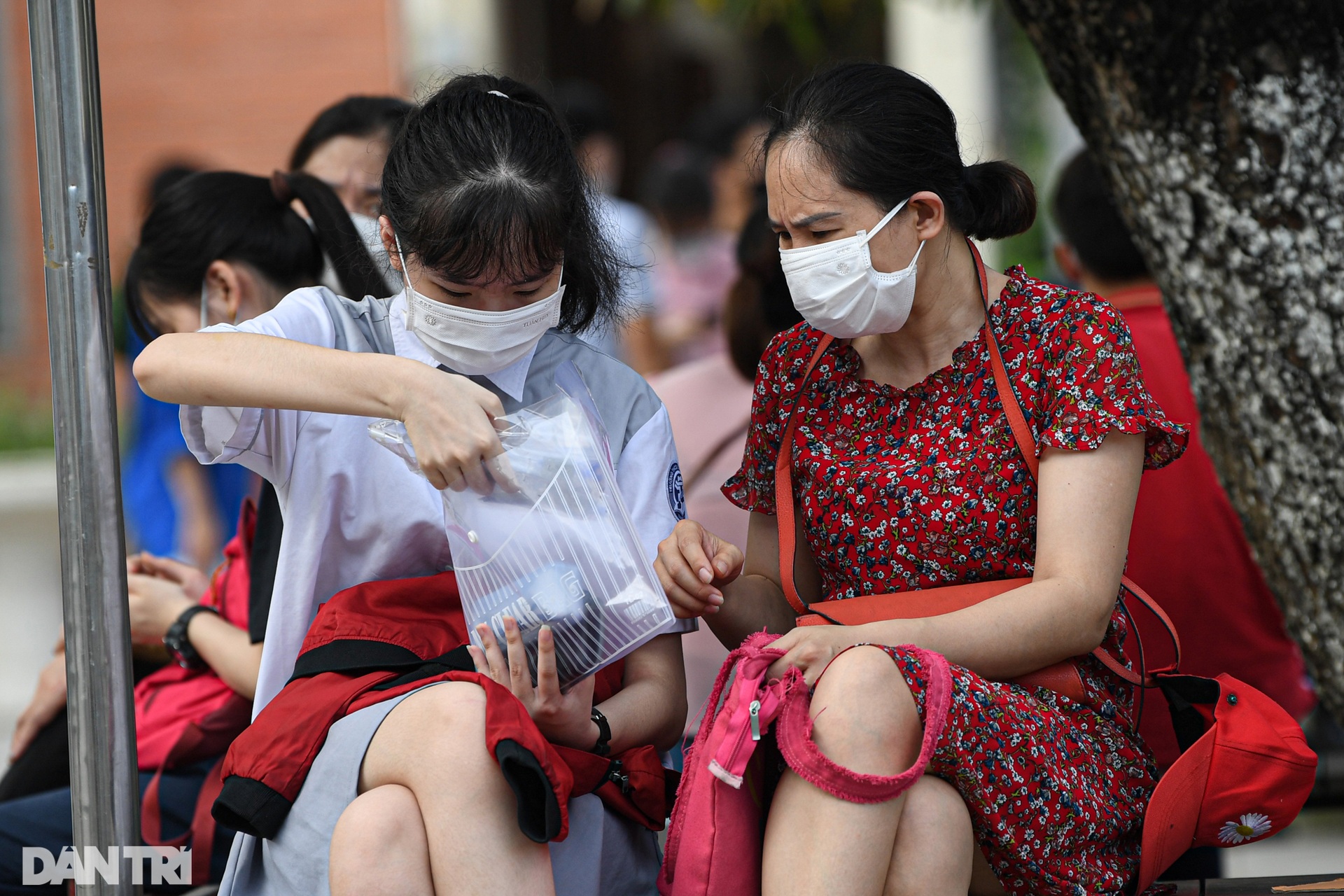 Thí sinh một mình một phòng ở kỳ thi căng thẳng vào lớp 10 trường chuyên HN
