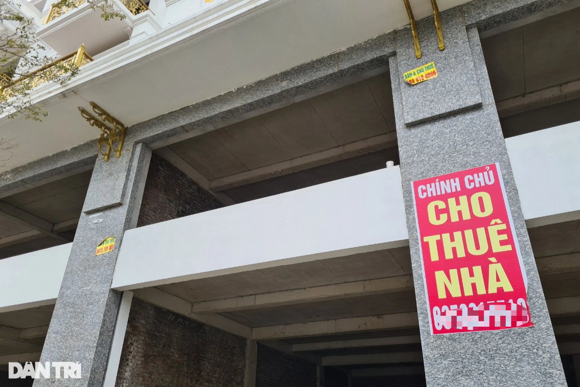 Cận cảnh shophouse giá triệu đô tại Hà Nội chật vật tìm khách thuê