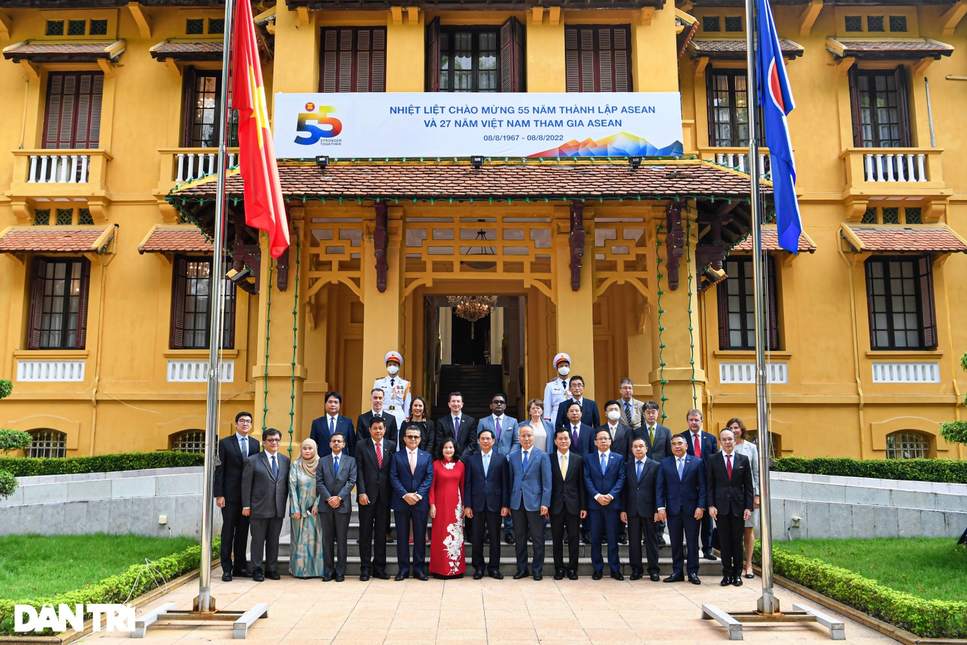 Lễ Thượng cờ kỷ niệm 55 năm Ngày thành lập ASEAN - 9