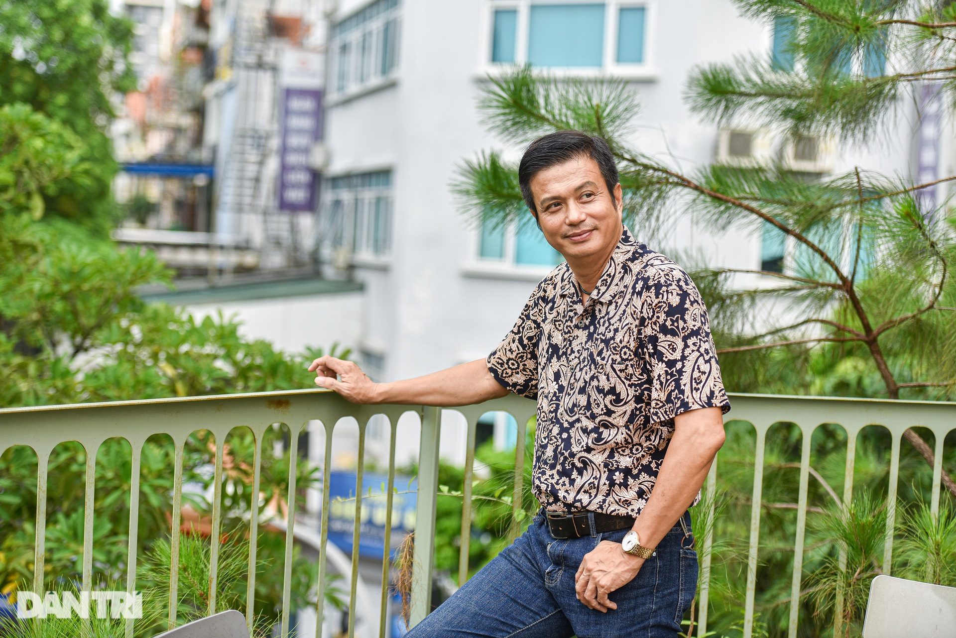 Cuộc sống của Bá Anh 20 năm sau Những ngọn nến trong đêm