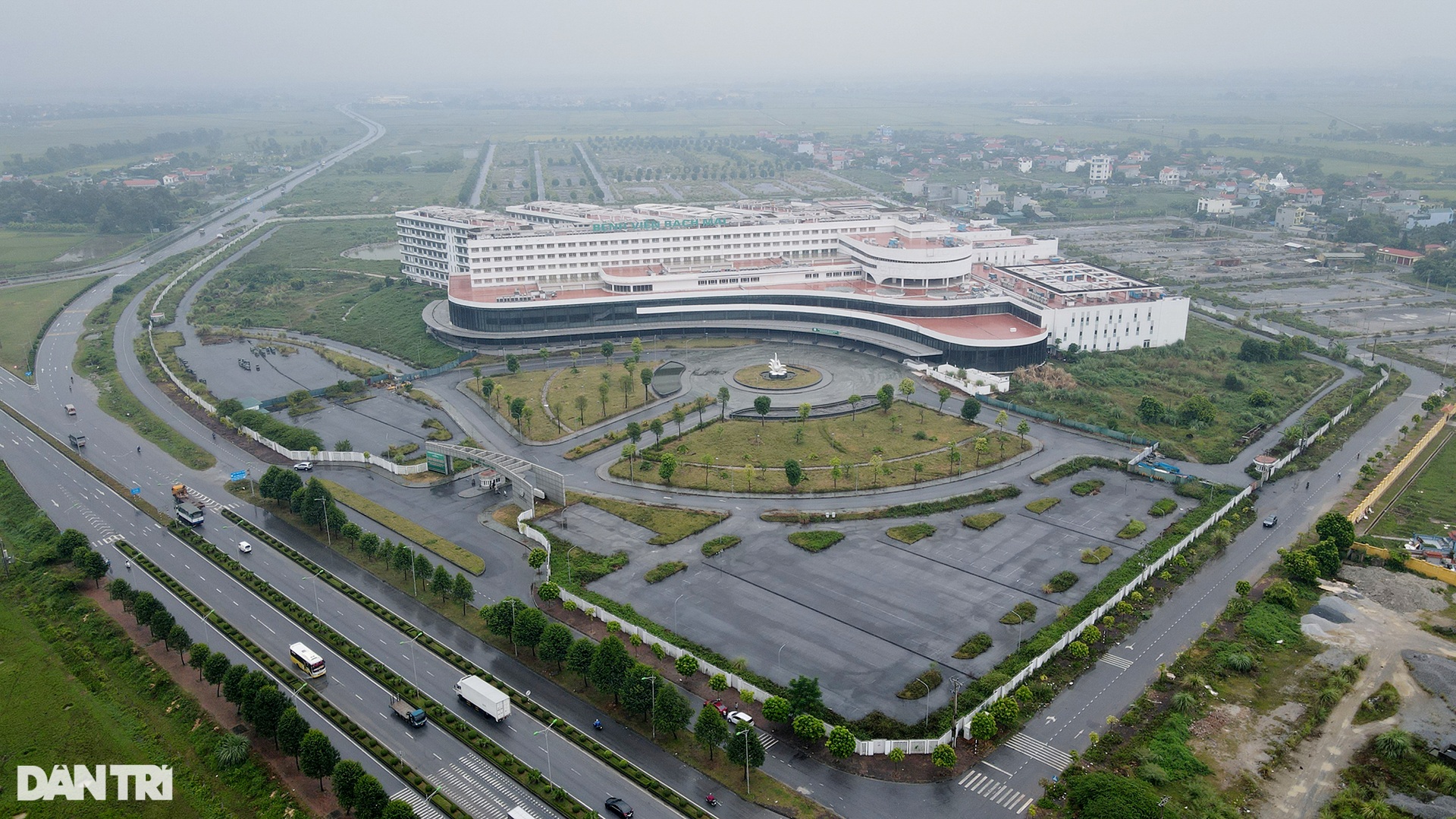 Toàn cảnh 2 bệnh viện Trung ương trị giá nghìn tỷ đồng bỏ hoang ở Hà Nam - 1