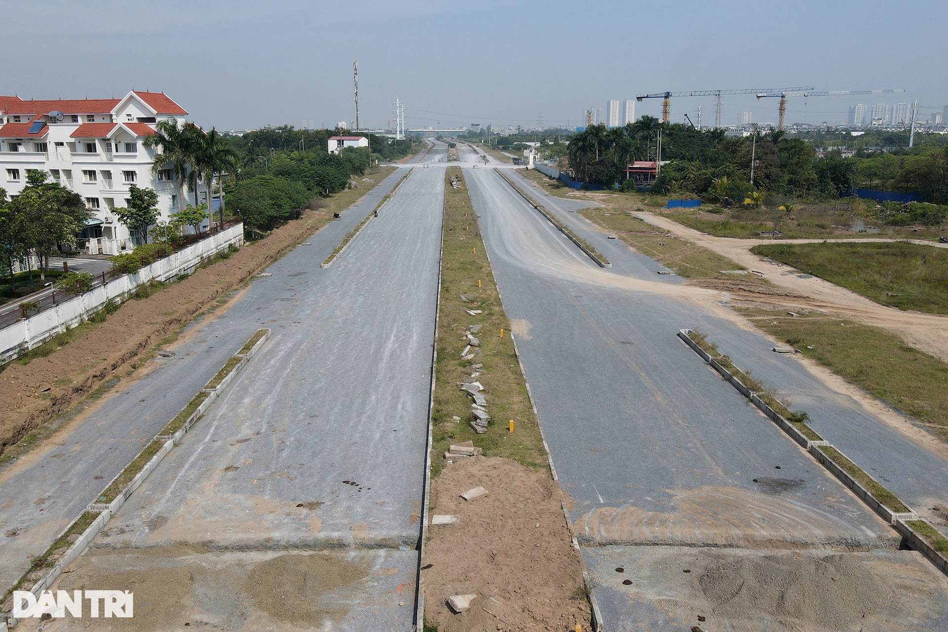 Hà Nội: Đường vành đai 3,5 hơn 1.000 tỷ đồng thi công ì ạch, chậm tiến độ