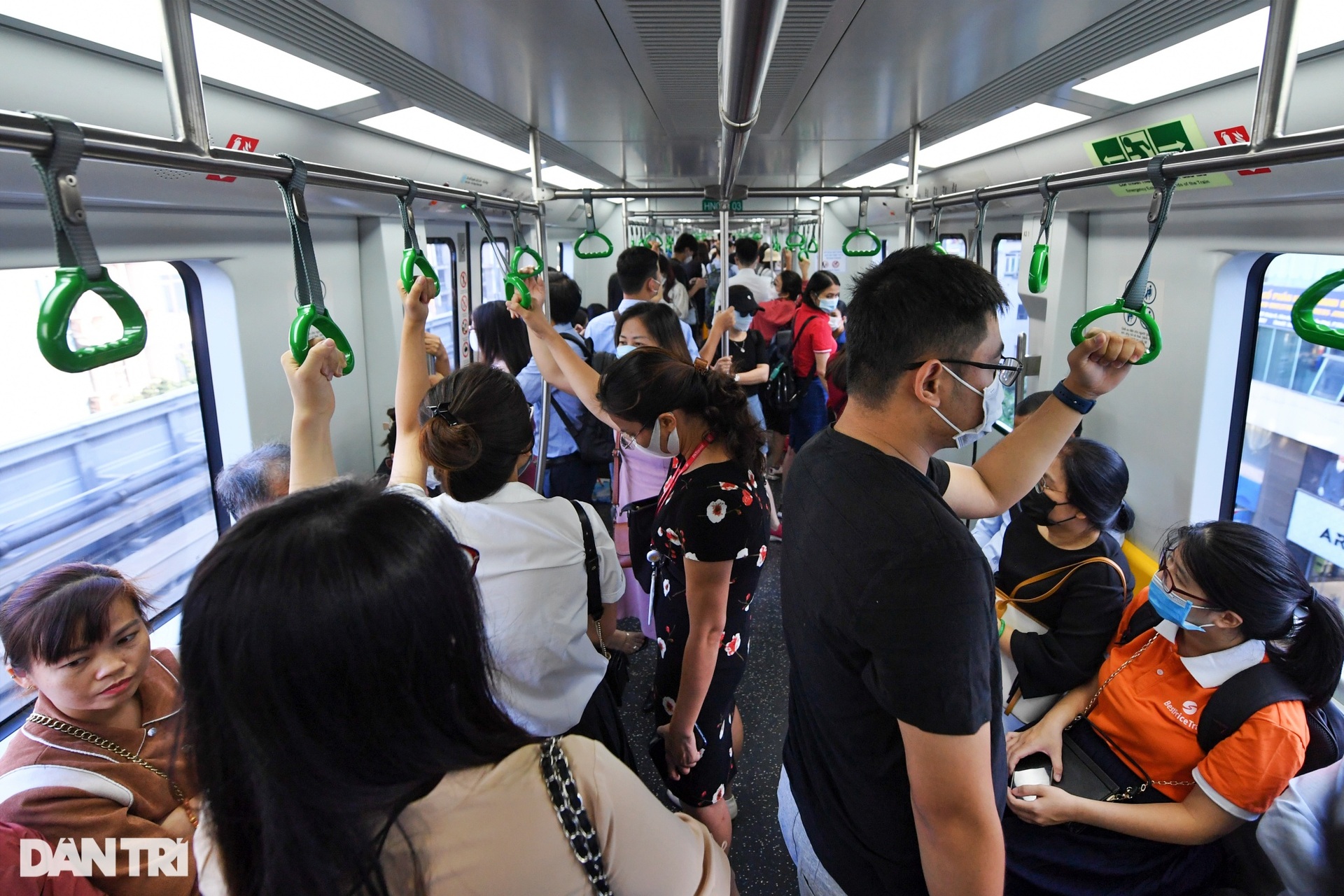 6,5 triệu lượt khách đi tàu metro Cát Linh - Hà Đông sau 11 tháng - 3