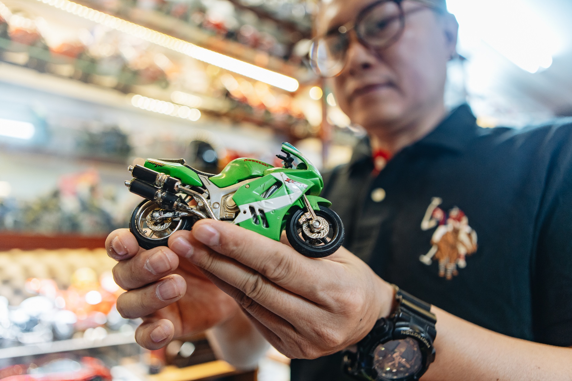 Mô hình xe oto rùa trang trí taplo được ưa chuộng Shop đồng hồ cát Hà Nội